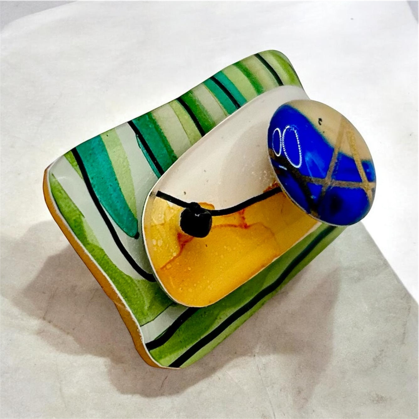 Green Blue Kinetic Ring